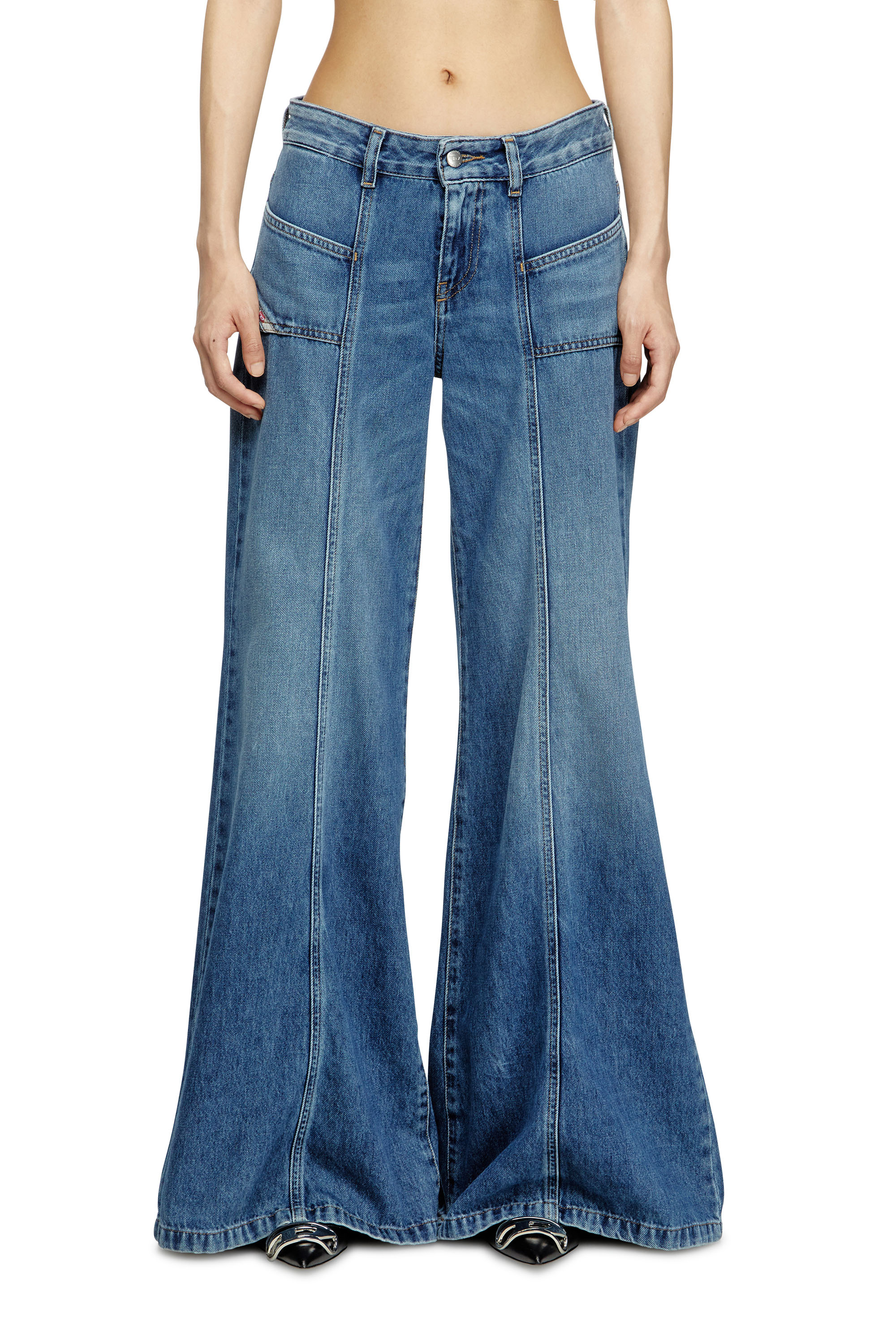 Diesel - Woman's Flare Jeans D-Akii 09M56, Medium blue - 2